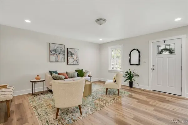 407 S 19th AVE, Hopewell, VA 23860