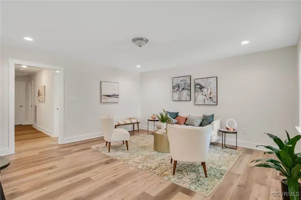 407 S 19th AVE, Hopewell, VA 23860