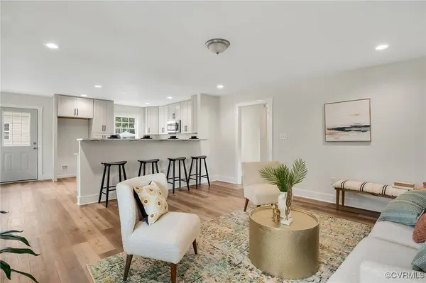 407 S 19th AVE, Hopewell, VA 23860