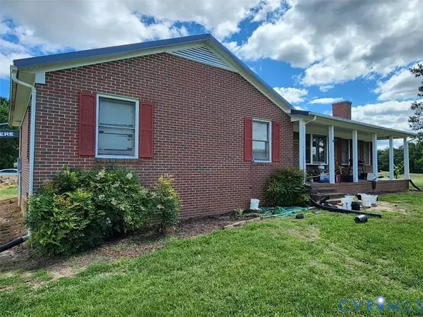 7972 W Courthouse RD, Burkeville, VA 23922