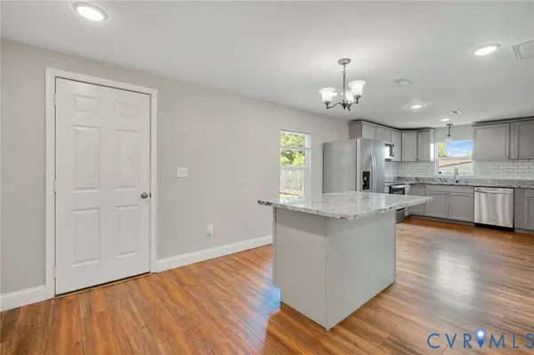 220 Mercury ST, Petersburg, VA 23803