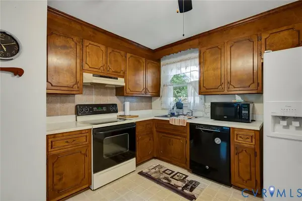 310 Orange AVE, Colonial Heights, VA 23834