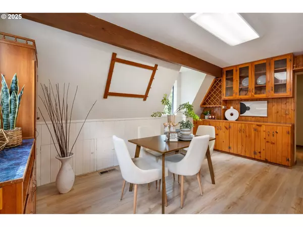 26564 S BURNS RD, Mulino, OR 97042