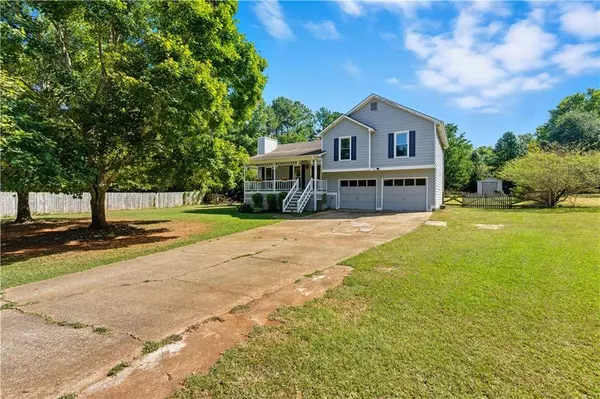 8 Sumer Ln N, Douglasville, GA 30134