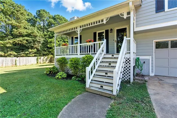 8 Sumer Ln N, Douglasville, GA 30134