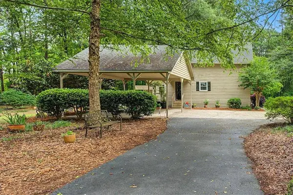5270 Story Rd, Powder Springs, GA 30127