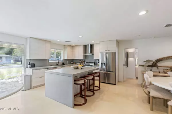 7719 N 17th Avenue, Phoenix, AZ 85021