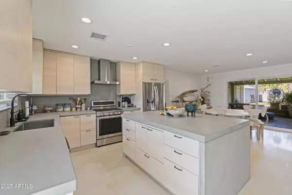 7719 N 17th Avenue, Phoenix, AZ 85021