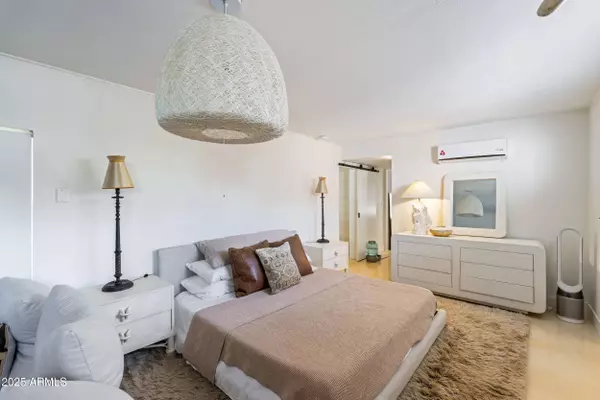 7719 N 17th Avenue, Phoenix, AZ 85021