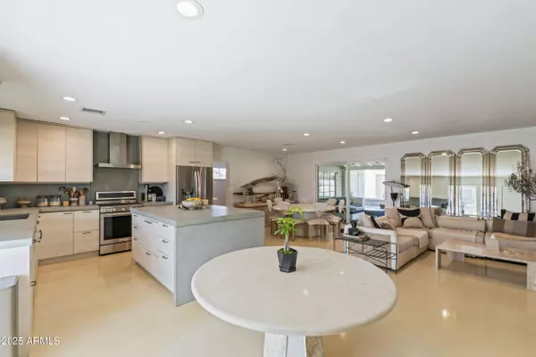 7719 N 17th Avenue, Phoenix, AZ 85021