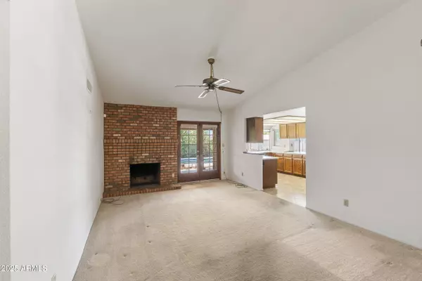 4535 E REDFIELD Road, Phoenix, AZ 85032