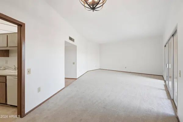 13849 N THUNDERBIRD Boulevard, Sun City, AZ 85351