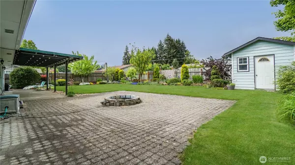 1305 Greenwood LN, Centralia, WA 98531