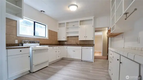 1116 W Wishkah RD, Aberdeen, WA 98520