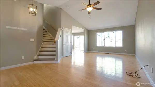 9933 Bourbon ST SE, Yelm, WA 98597