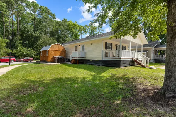 1705 Bella Terra Ln, Charleston, SC 29412