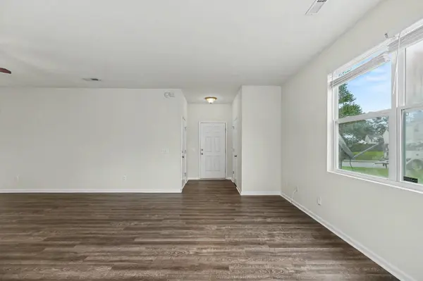 416 Watershed Dr, Goose Creek, SC 29445
