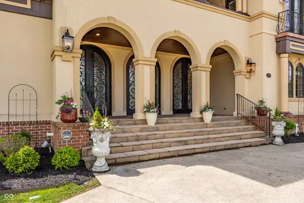 2377 Finchley RD, Carmel, IN 46032