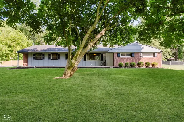 11802 Prairie PL, Carmel, IN 46033