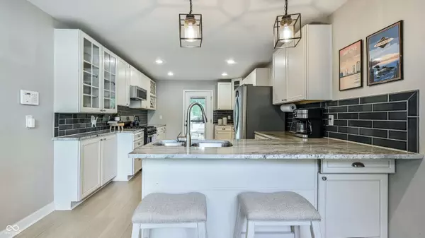 2931 Parr DR, Indianapolis, IN 46220