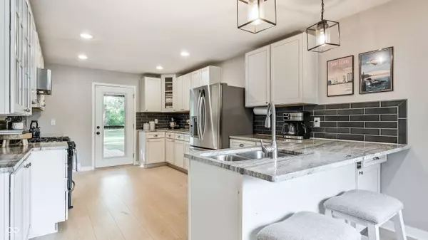 2931 Parr DR, Indianapolis, IN 46220