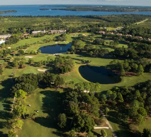 Swing into Luxury: Discover Central Florida's Premier Golf Communities ⛳