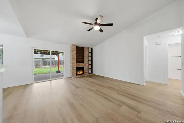 9475 Brushy Point, San Antonio, TX 78250