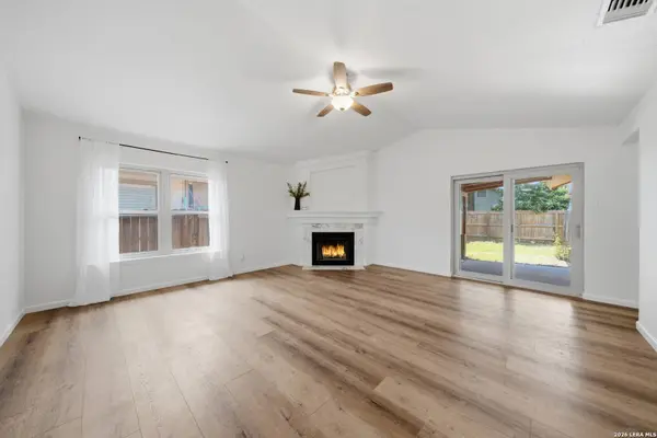 9231 DEER VLG, San Antonio, TX 78250