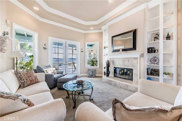 25025 Las Palmeras Dr, Temecula, CA 92590