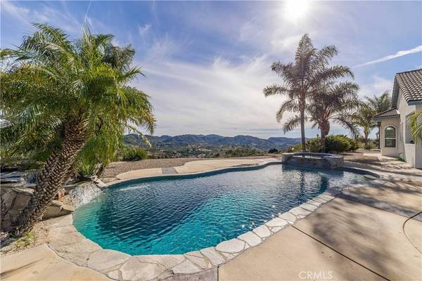 25025 Las Palmeras Dr, Temecula, CA 92590