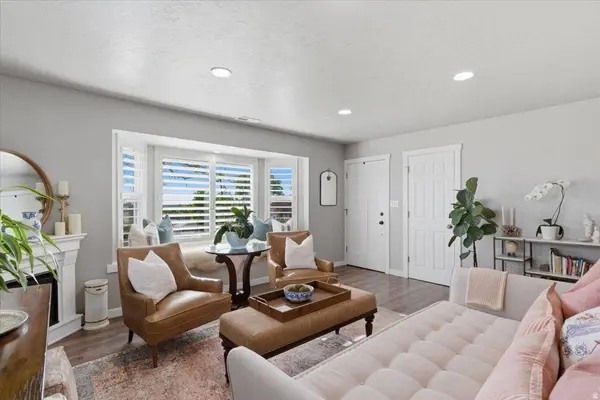1038 COMPTON RD, Farmington, UT 84025