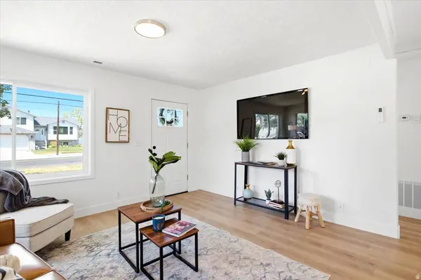 307 FLINT ST, Layton, UT 84041