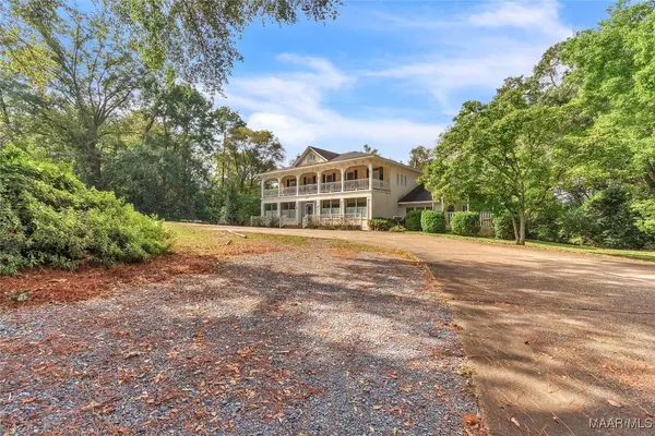 414 Perry Hill RD, Montgomery, AL 36109