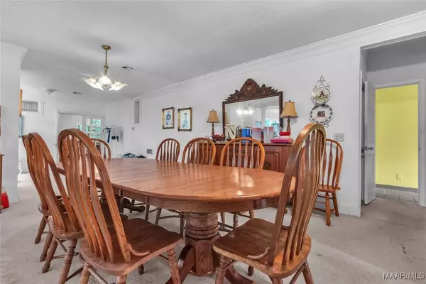 414 Perry Hill RD, Montgomery, AL 36109