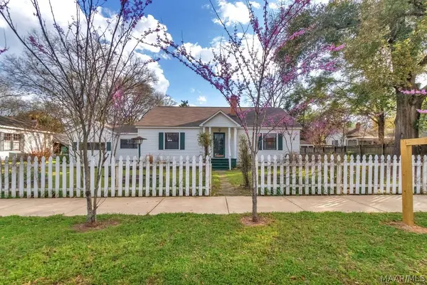 216 First ST, Prattville, AL 36067