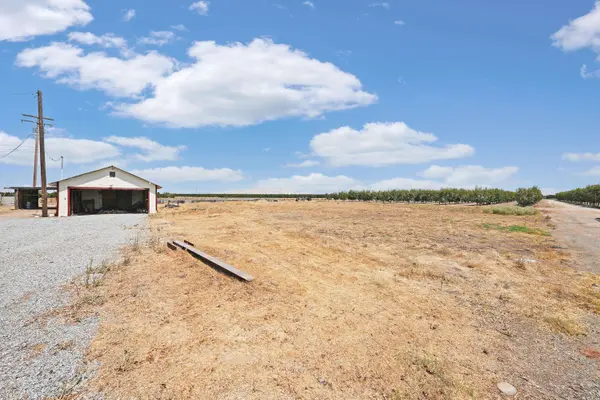 13400 Ave 352, Visalia, CA 93292