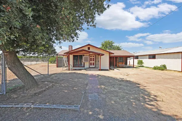 13400 Ave 352, Visalia, CA 93292