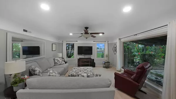 651 S Cornucopia Road, Exeter, CA 93221