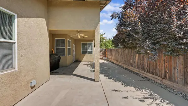 711 W Anissa Street, Farmersville, CA 93223
