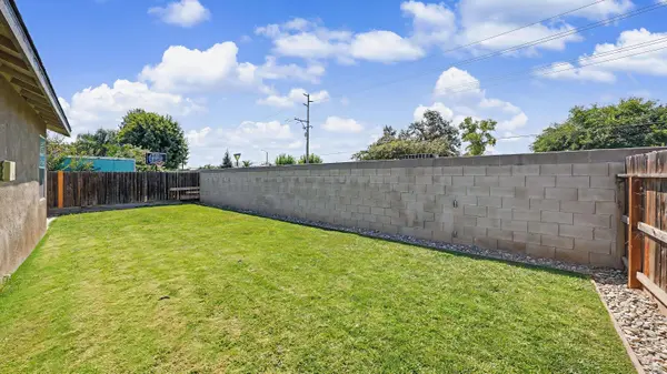 711 W Anissa Street, Farmersville, CA 93223