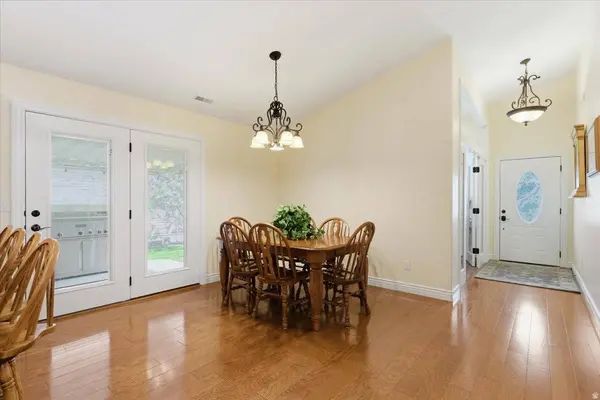 2184 W ASHWOOD RD N, Kaysville, UT 84037