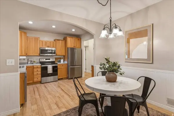 347 N 100 E, Farmington, UT 84025
