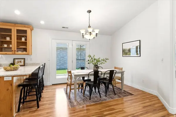 250 BRYCE DR, Kaysville, UT 84037