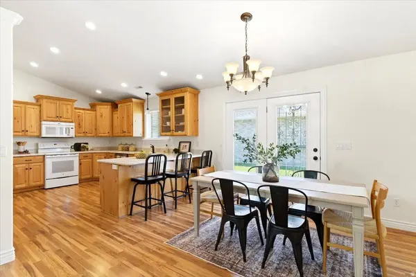 250 BRYCE DR, Kaysville, UT 84037