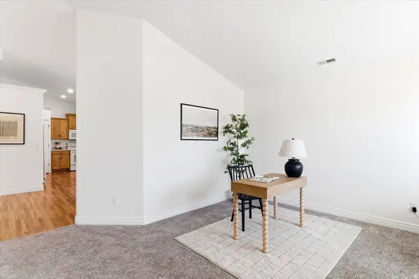 250 BRYCE DR, Kaysville, UT 84037
