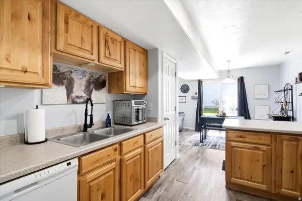 652 W 800 N ##67, Clinton, UT 84015