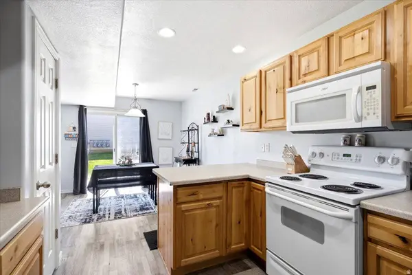 652 W 800 N ##67, Clinton, UT 84015