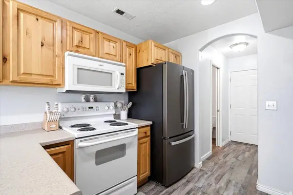 652 W 800 N ##67, Clinton, UT 84015