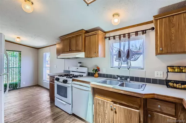 3715 Mcavoy AVE, Evans, CO 80620