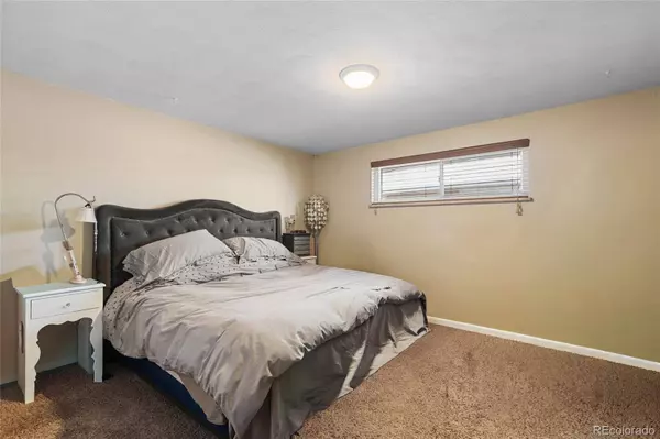 864 Emporia ST, Aurora, CO 80010